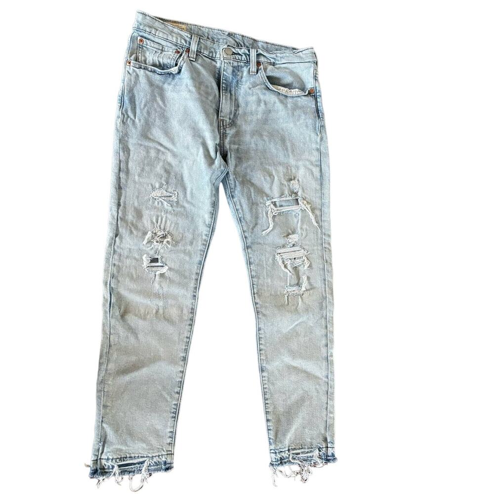 Levi's Premium Mens jeans size 32 x 30 Blue Denim Light Wash Distressed
